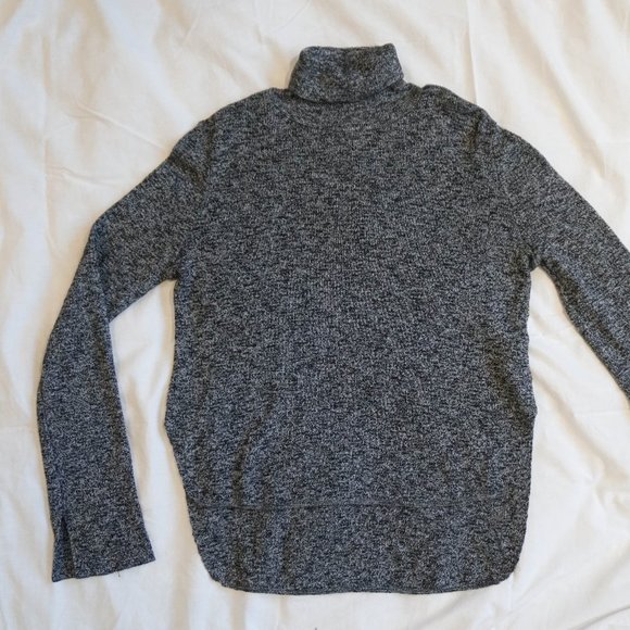 Zara Knit Turtleneck Sweater - Picture 3 of 5